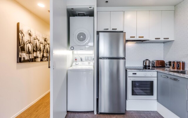 Penthouse with Mezzanine & Harbor Views