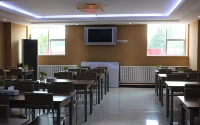 Super 8 Hotel