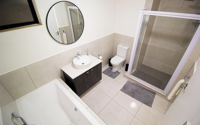 2BR-2BA - Rivonia Residence 1