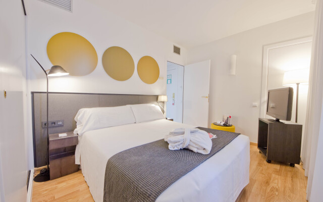 Aparthotel Atenea Valles