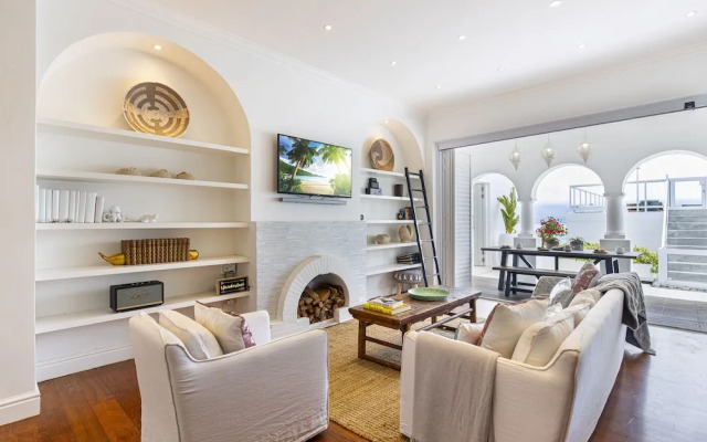 Clifton YOLO Spaces – Clifton Sea View Apartments