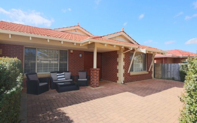 Mindarie Villa