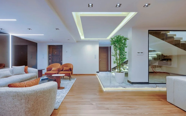 Vesta - Luxury Villa - 3BR - CFC II