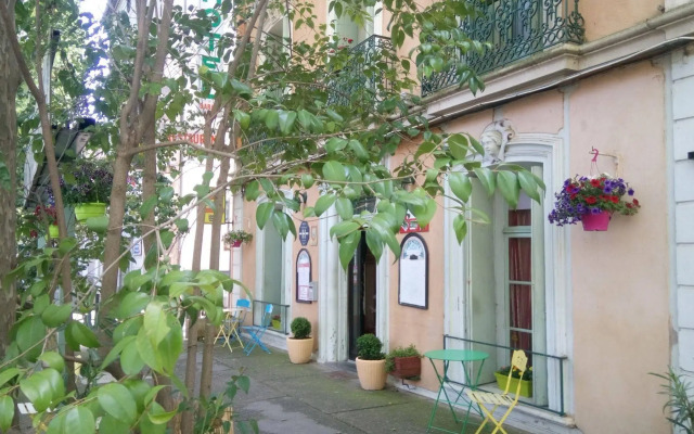 Hotel le Victor Hugo