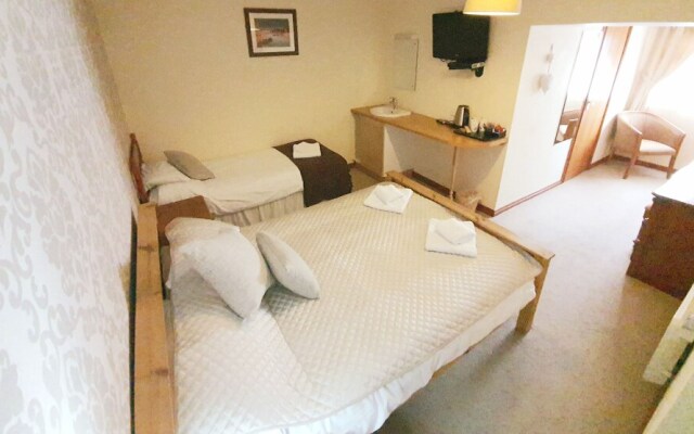 The Cornishman Inn