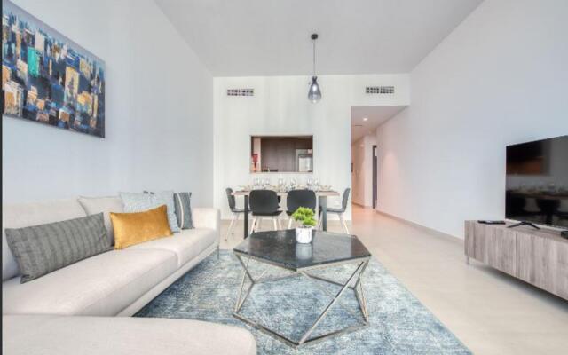 Downtown Views 1 - 1608- DT