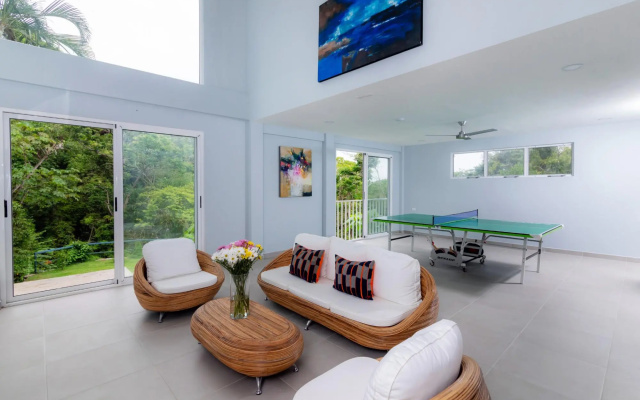 34 Guests Must Check This Truly Luxury Villa