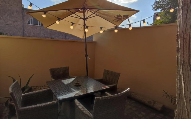 Tulip - 1BR - Self Checkin - Garden - BBQ - Netfli#