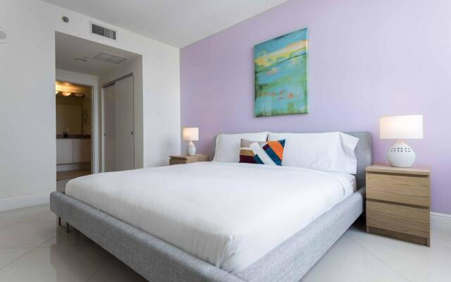 Dharma Home Suites Miami at Brickell