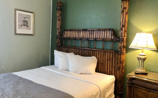Casa Marina Hotel