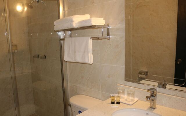 Hotel F Sur Inn