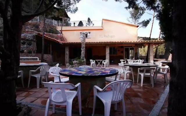 Albergue El Refugio - Hostel
