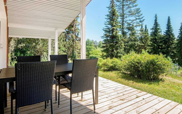 5 person holiday home on a holiday park in Ebeltoft