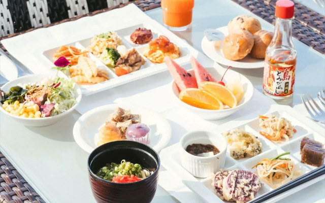 Royal View Hotel Churaumi