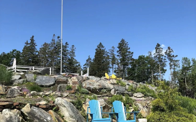 The Lake House Bed & Breakfast