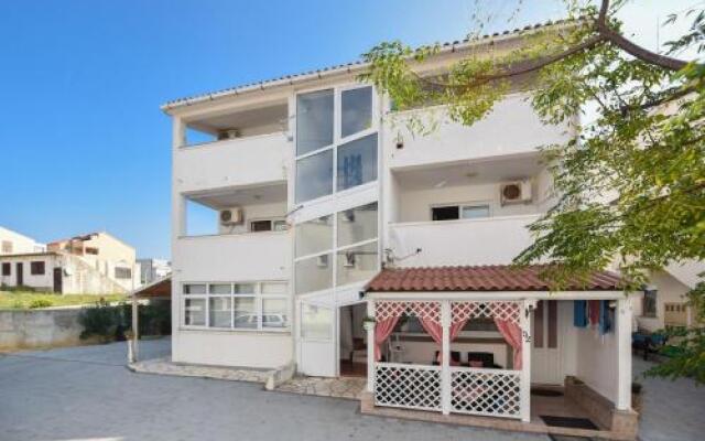 Apartment Kety