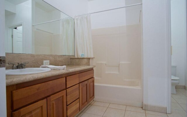 Hale La by West Kauai Lodging