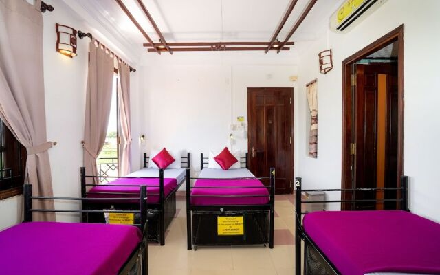 Tribee Ede Central Hostel