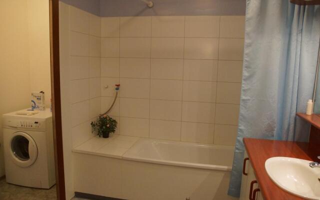 2cozyapartments.com