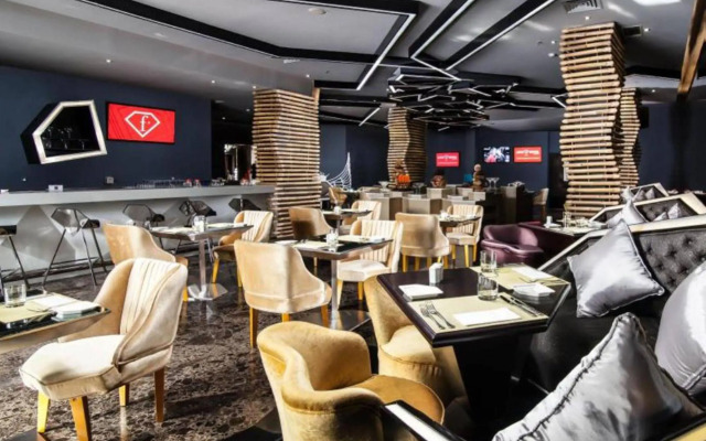 Fashion Hotel Legian