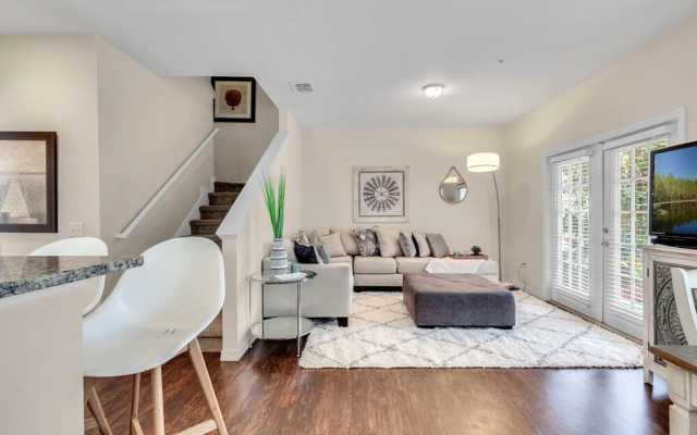 Lucaya Village 2903 Bld 15-101