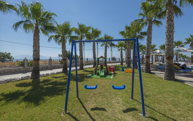 Mammis Beach Hotel