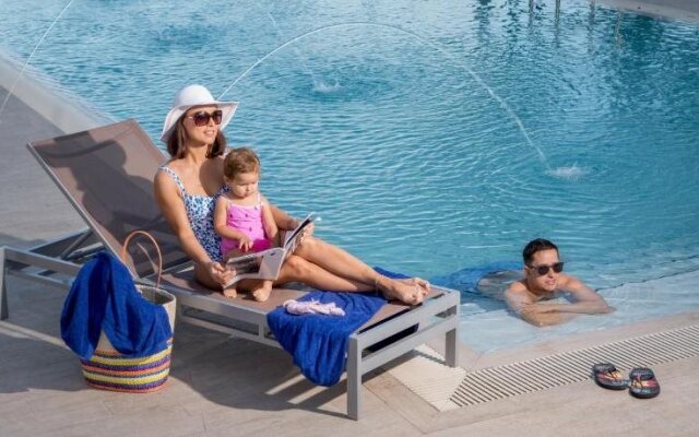 Mare Azur Design District Luxury Apartments