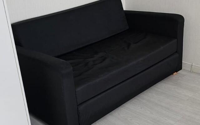 HomeHotel (ХоумХотел) на проспекте Кораблестроителей 66/1