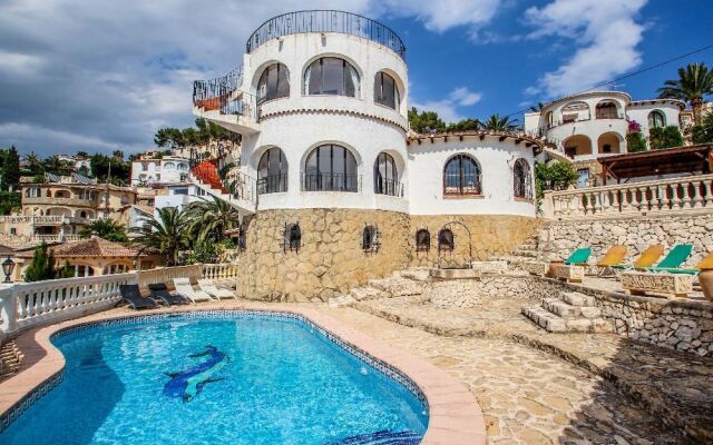 Sweet - modern, well-equipped villa with private pool in Benissa