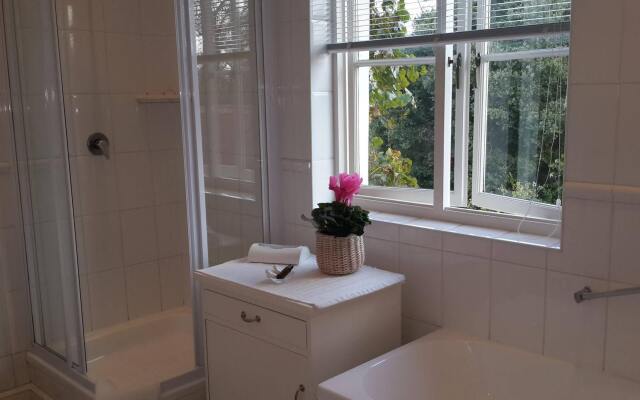 Oude Berg Guesthouse