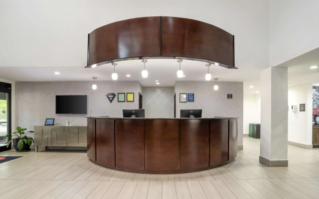 Best Western Plus Daphne Inn & Suites