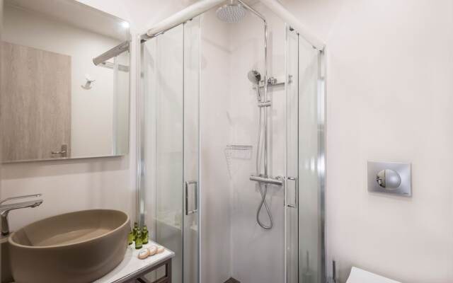 Camara Residence