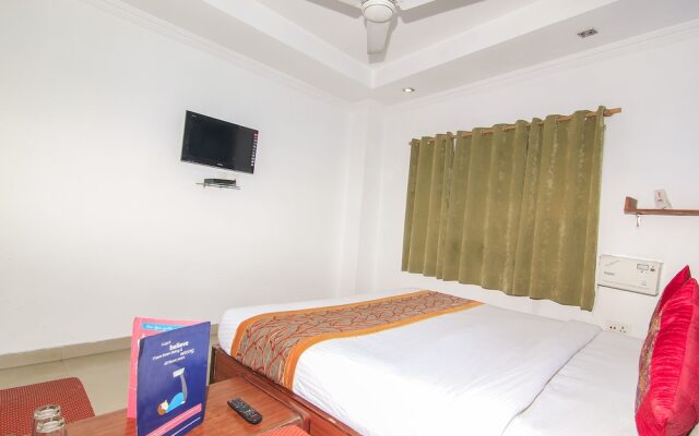OYO Rooms Naka Hindola Chauraha
