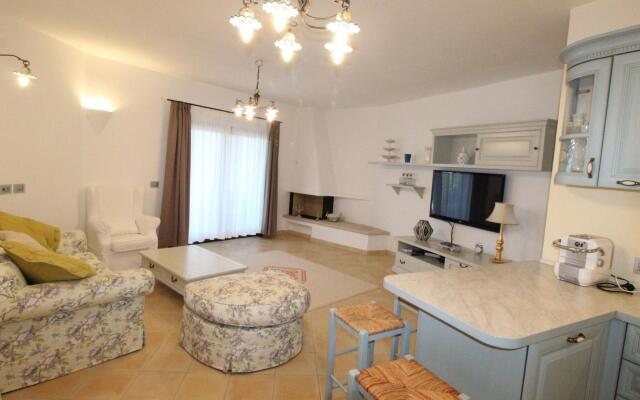 Holiday House, La Conia Cannigione