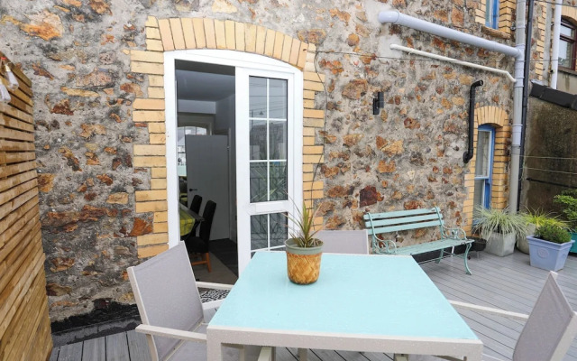 Harbourside Apartment