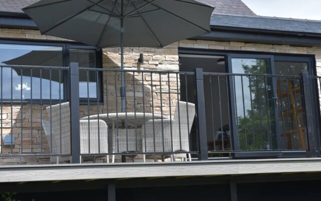 The View, Charming 2-bed Apartment in Shaftesbury,