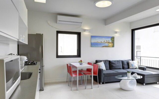 Modern Duplex 3 Bedrooms With A Terrace