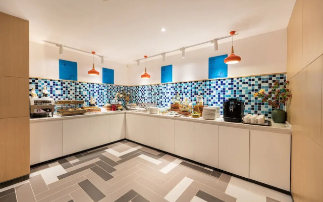 Holiday Inn Express Linzhi Airport by IHG