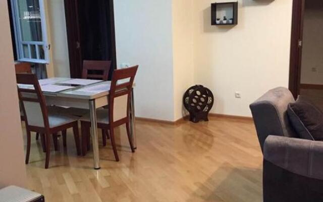 Asterias Apartment