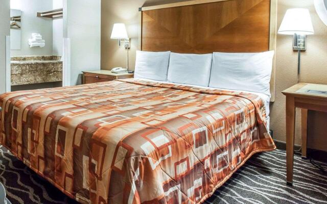 Econo Lodge Ellensburg Near University