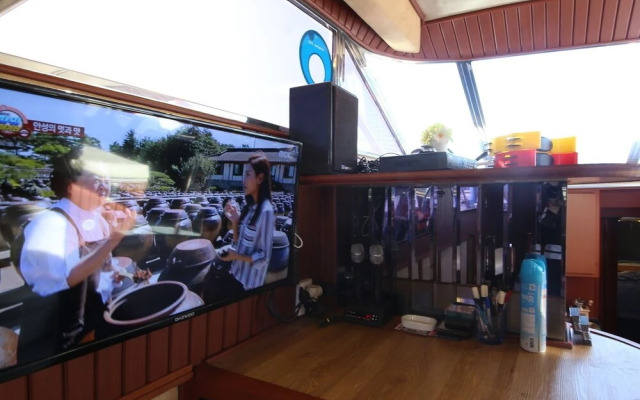 Marine City Yacht Club Stay
