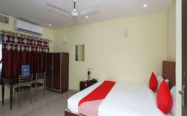 OYO 22510 Ma Classic Inn
