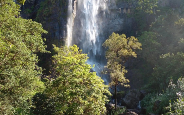 Thomasha Holiday Inn