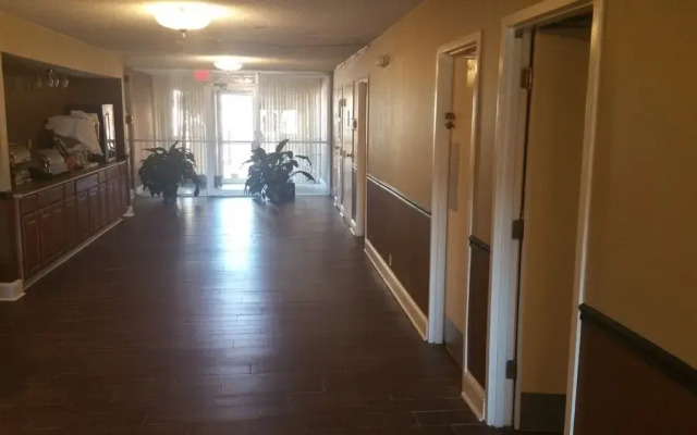 Rodeway Inn & Suites