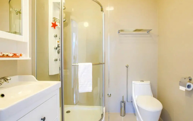 Superb Apartment in Murter with Hot Tub