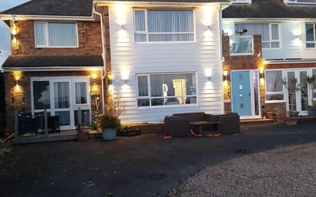 Watersedge Guest House