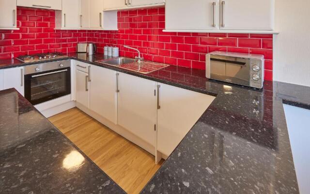 Host Stay Rock Cottage