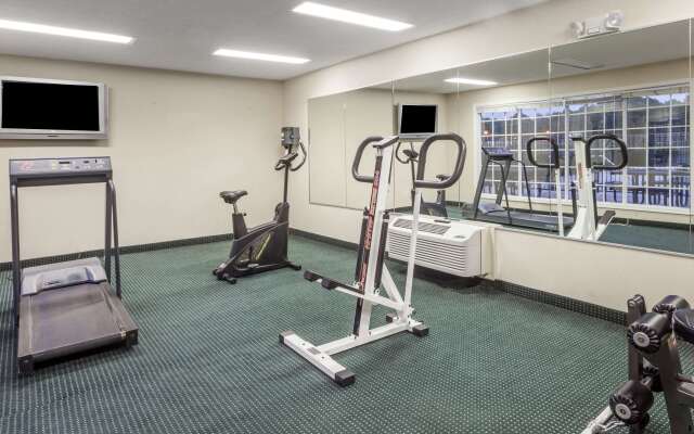 Baymont by Wyndham Hickory