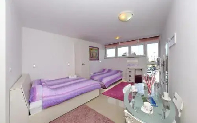 Stylish Centre Apartments