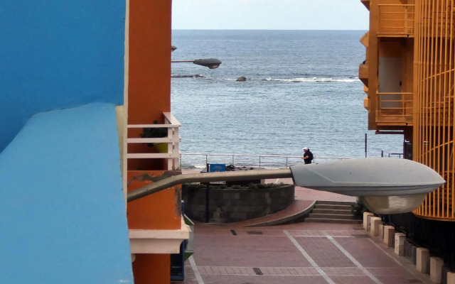 Costa Lairaga Suite junto a Canteras